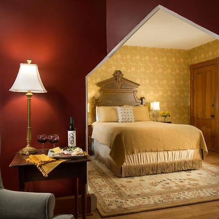Lang House On Main Street Bed & Breakfast Берлінгтон Екстер'єр фото